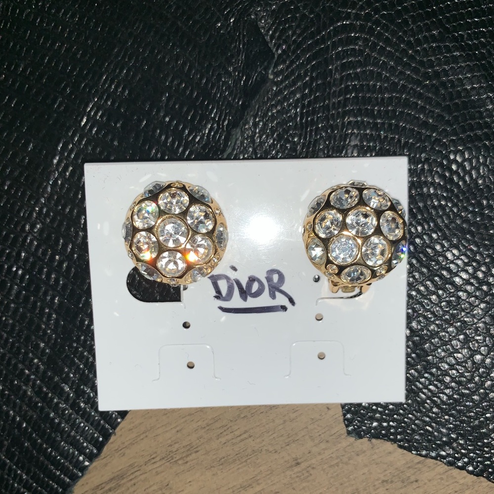 Dior Earrings 😍